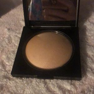 Laura Mercier Highlighter